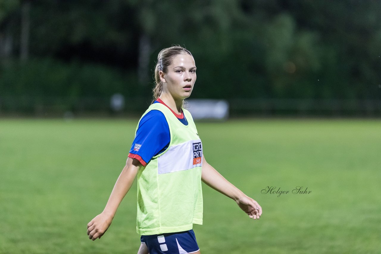 Bild 122 - Loewinnen Cup